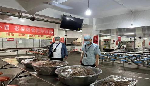 许昌市市场监督管理局魏都区分局强化中招考点学校餐厅食品安全监管